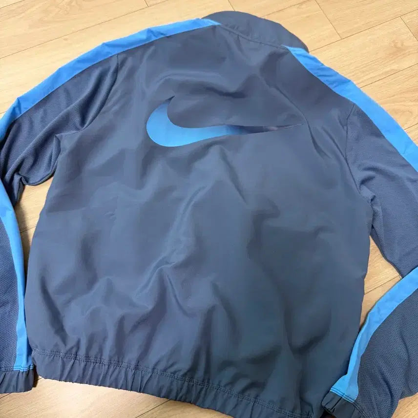 [BUNJANG] Nike Windbreaker Jacket - Blue Grey (M) / 나이키 바람막이 자켓 블루 그레이 M