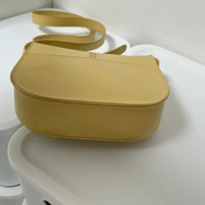 [BUNJANG] A.P.C Betty Bag Lemon Crossbody / 아페쎄 A.P.C 베티백 레몬