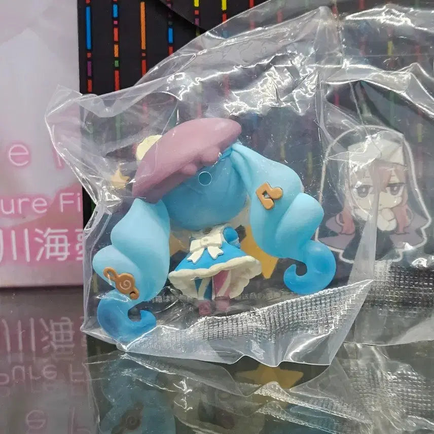[BUNJANG] Hatsune Miku Snow Miku 2026 Mini Figure / 하츠네 미쿠 스노우미쿠 2026 컬렉션
