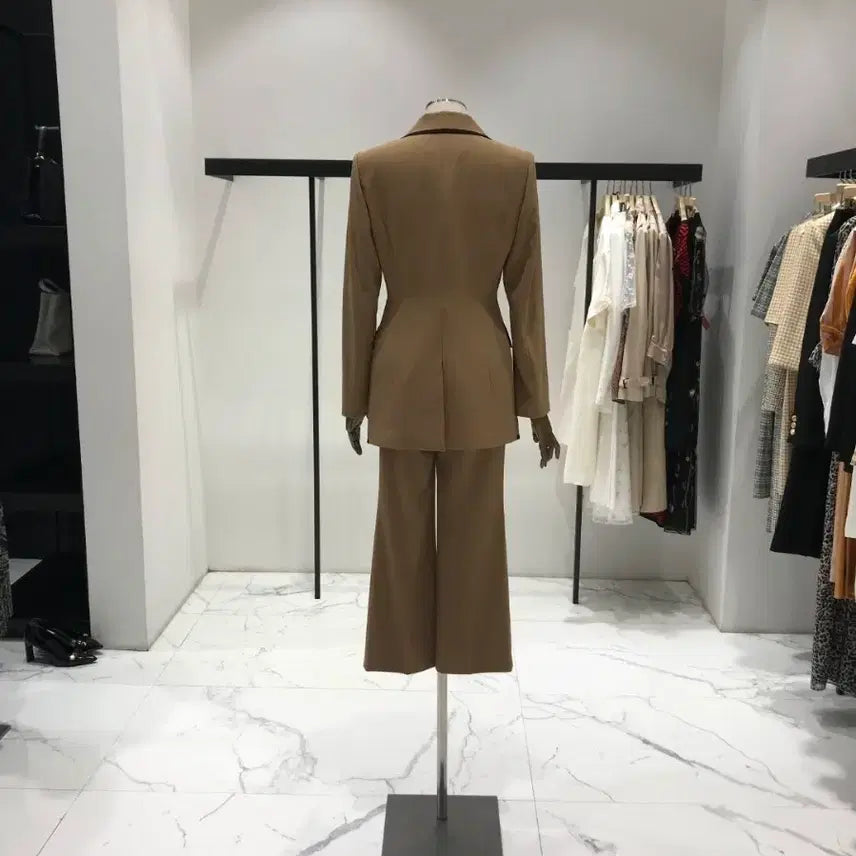 [BUNJANG] Mojo S.phine Camel Suit Set / 모조에스핀 카멜색상 정장세트