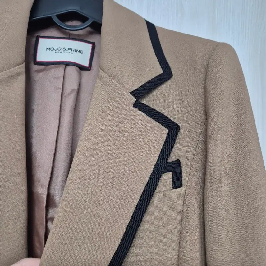 [BUNJANG] Mojo S.phine Camel Suit Set / 모조에스핀 카멜색상 정장세트