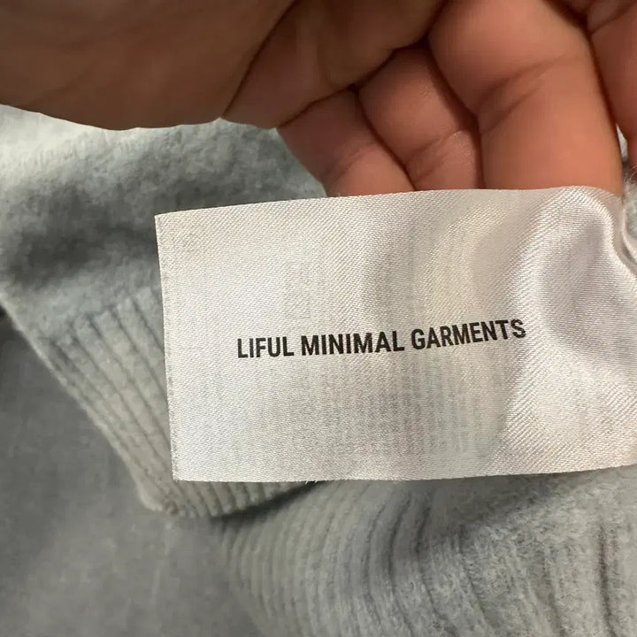 [BUNJANG] LIFUL MINIMAL GARMENTS Crew Neck Knit Sweater / 라이플 LIFUL MINIMAL GARMENTS 크루넥 니트
