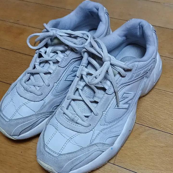 [BUNJANG] New Balance 452 Light Grey Sneakers (Size 250) / 뉴발란스 452 라이트그레이(택포) 어글리슈즈 운동화(사이즈250)