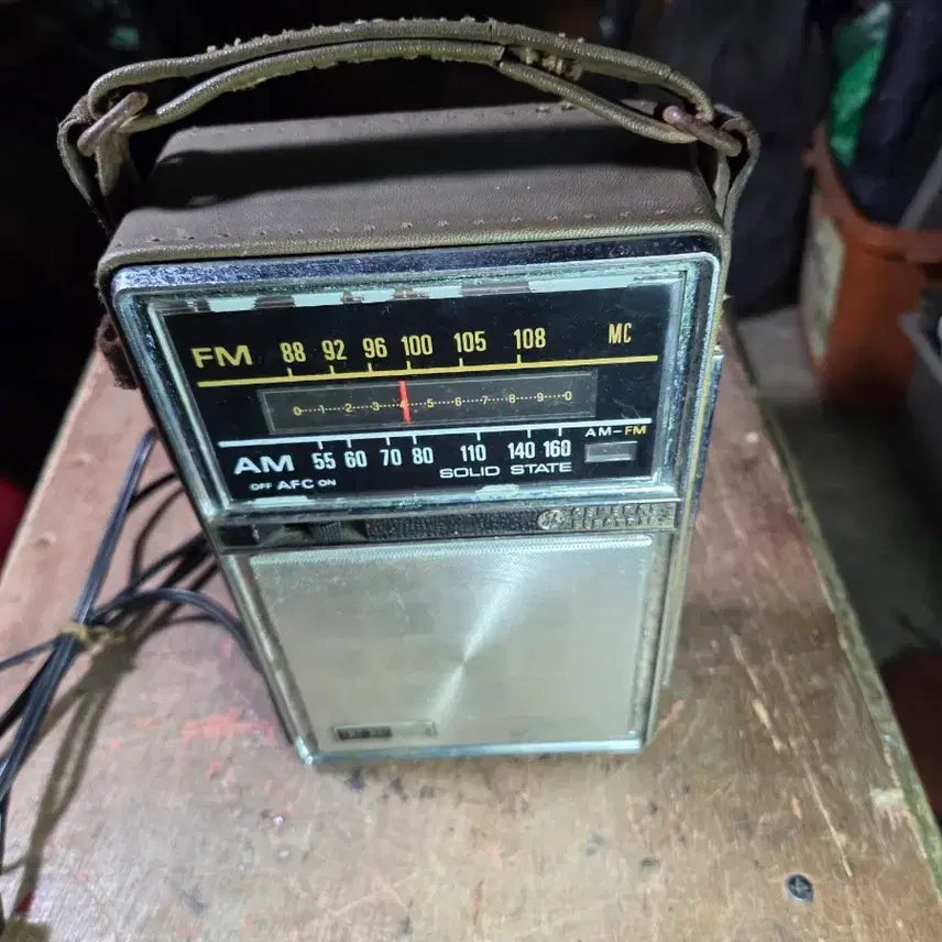 [BUNJANG] General Electric Portable AM Radio / 제너럴일렉트릭 GE 휴대용 라디오
