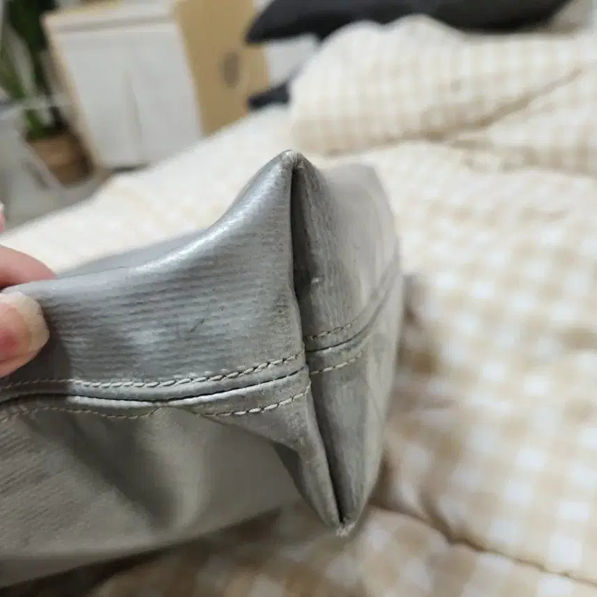 [BUNJANG] Freitag Leland Silver Crossbody Tote Bag / 프라이탁 리랜드 단색 민무늬 실버 크로스백 토드백 가방