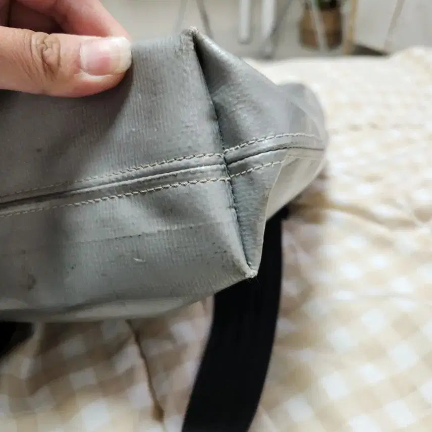 [BUNJANG] Freitag Leland Silver Crossbody Tote Bag / 프라이탁 리랜드 단색 민무늬 실버 크로스백 토드백 가방