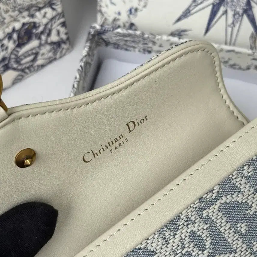 [BUNJANG] Dior Oblique Card Wallet Blue Embroidered / 디올 오블리크 카드지갑 블루 자수
