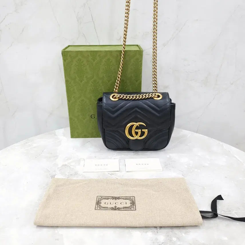 [BUNJANG] Gucci GG Marmont Mini Chain Shoulder Bag / 구찌 GG 마몽 미니 체인 숄더백 739682