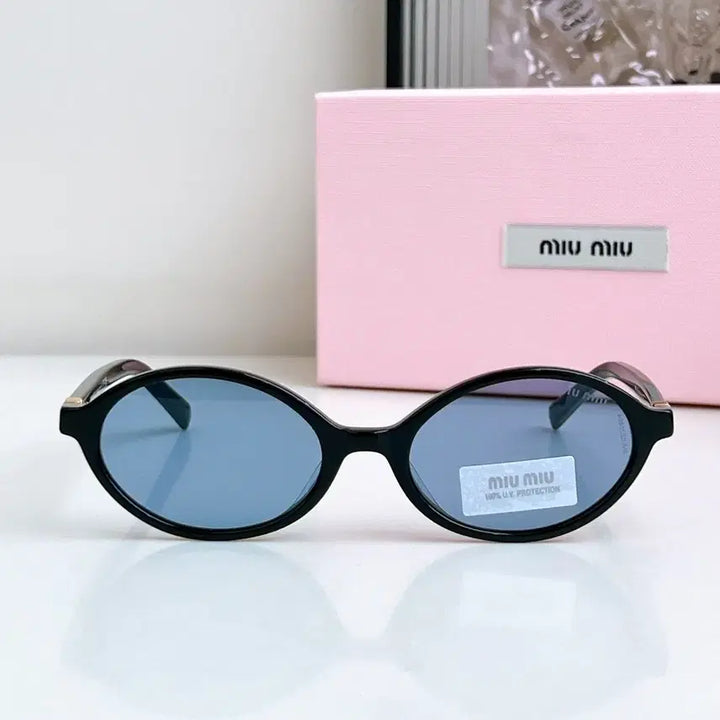 [BUNJANG] Miu Miu Oval Blue Tint Sunglasses / 미우미우 타원형 블루 틴트 선글라스