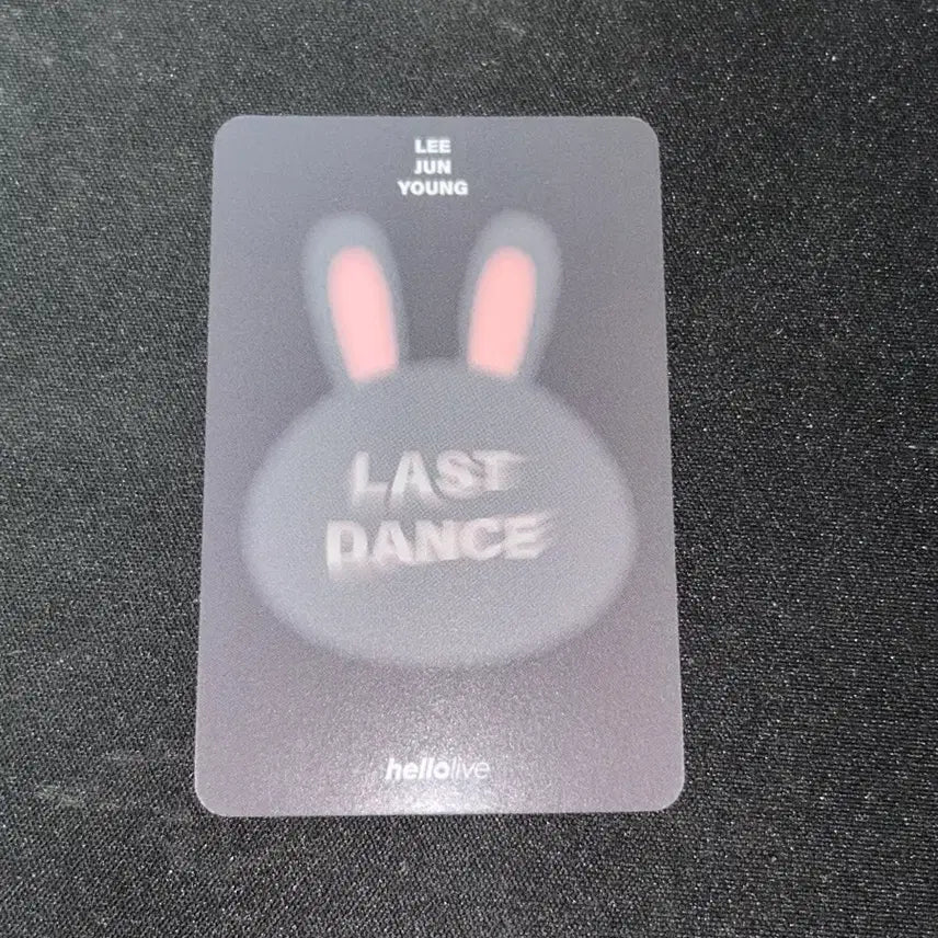 [BUNJANG] Lee Junyoung Hello Live Unreleased Photocard / 이준영 헬로라이브 토끼 미공포 판매