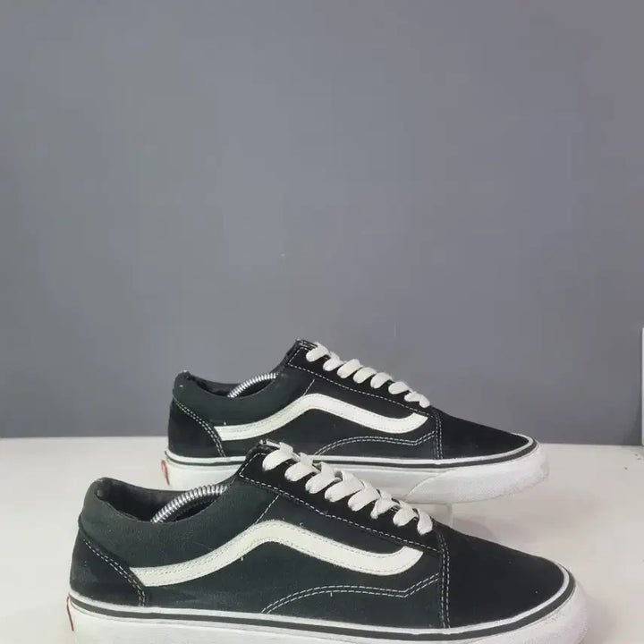 [BUNJANG] Hyojavintage 275 Vans Old Skool Black Low-Top Sneakers / 효자빈티지 275 반스 올드스쿨 블랙 로우