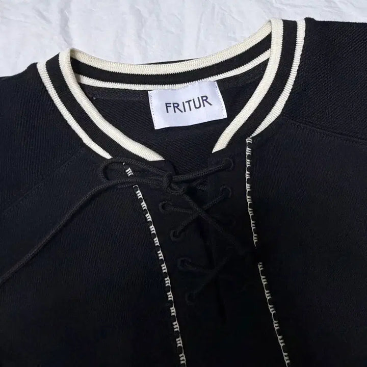 [BUNJANG] FREETHER Rugby Graphic Sweatshirt Black / 프리터 맨투맨 Rugby Graphic Sweatshirt Black