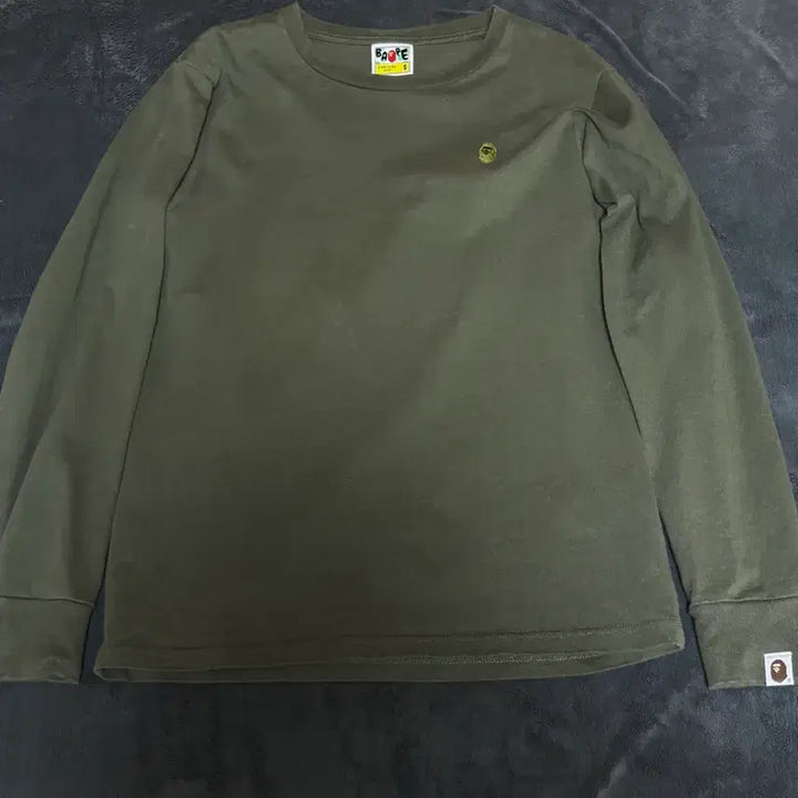 [SOLD OUT] 베이프 카키 사루 롱슬리브 S