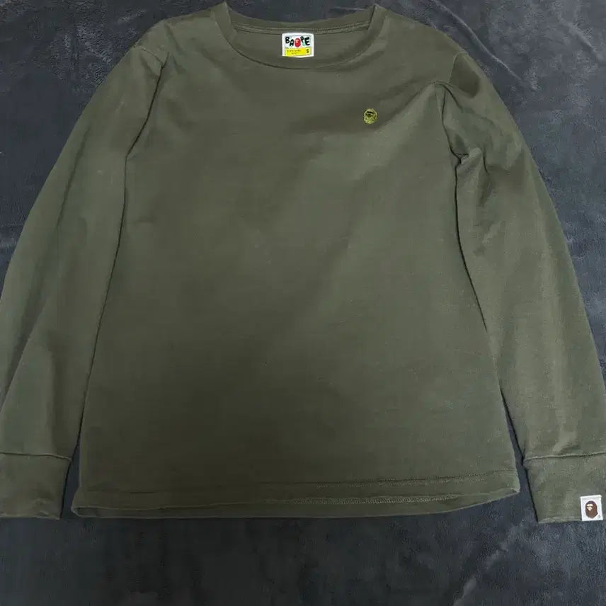 [SOLD OUT] 베이프 카키 사루 롱슬리브 S