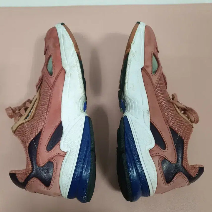 [SOLD OUT] 아디다스 핑크 팔콘 운동화 275사이즈