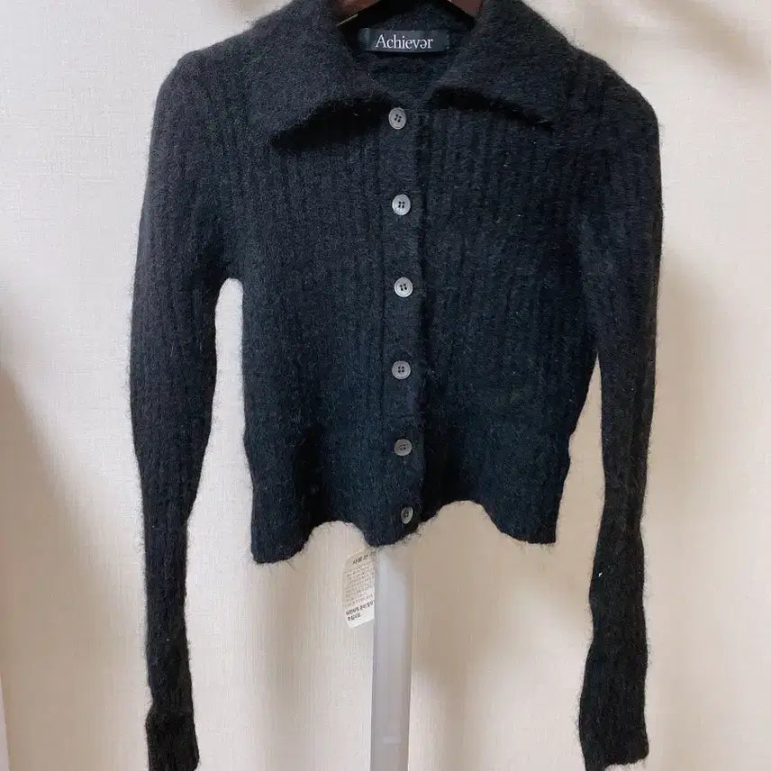 [BUNJANG] Achiever Black Button Cardigan / Achiever 버튼 카라 블랙 가디건