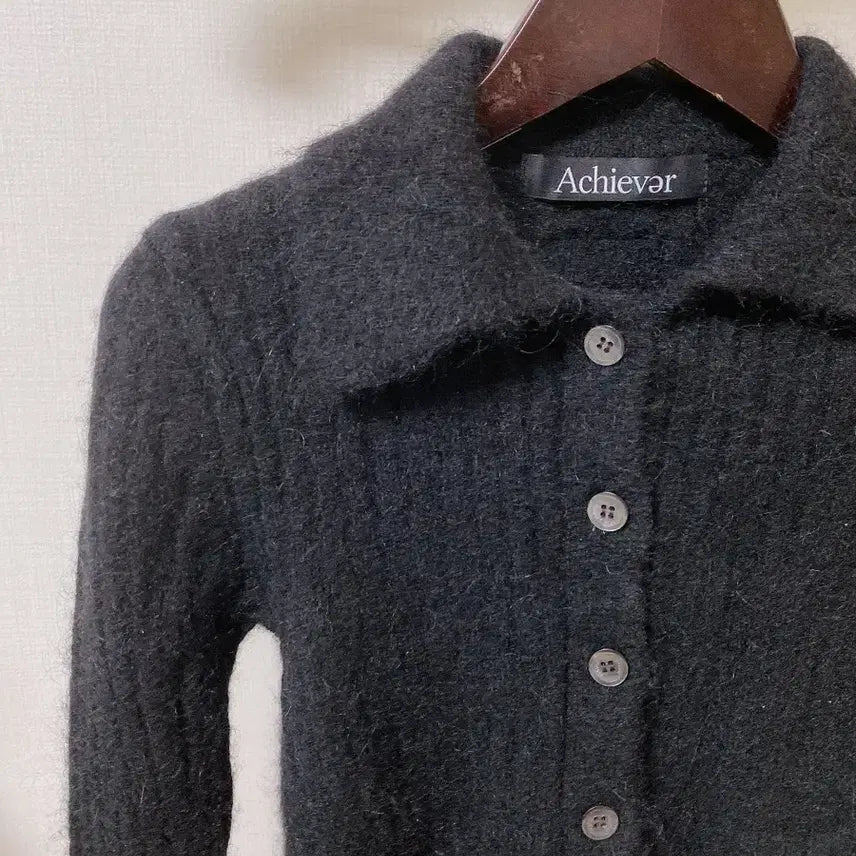 [BUNJANG] Achiever Black Button Cardigan / Achiever 버튼 카라 블랙 가디건