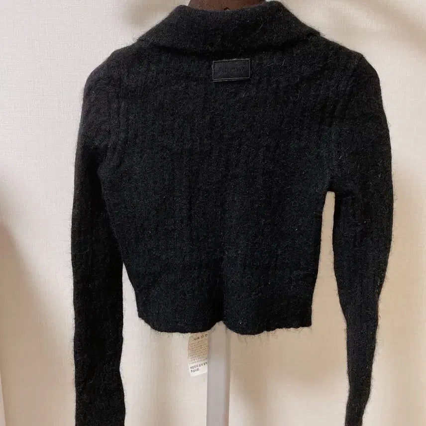 [BUNJANG] Achiever Black Button Cardigan / Achiever 버튼 카라 블랙 가디건