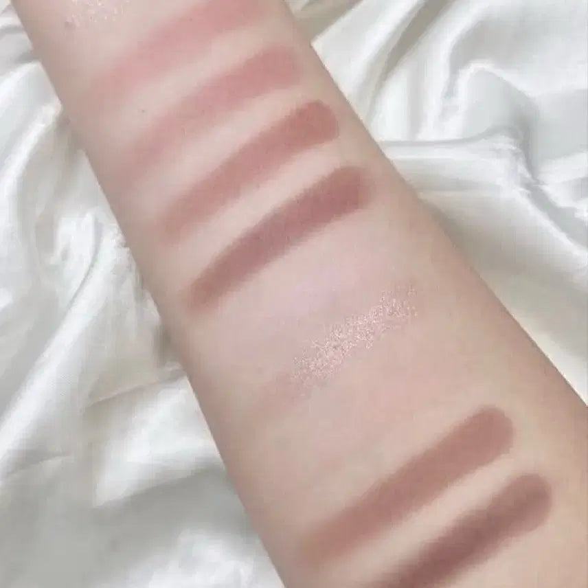 [BUNJANG] Rom&nd Kitten Cloud Garden Palette / 롬앤 키튼 클라우드 가든 팔레트