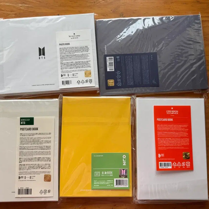 [BUNJANG] BTS Postcard Book (Sealed) / (미개봉) 방탄소년단 (BTS )엽서 북