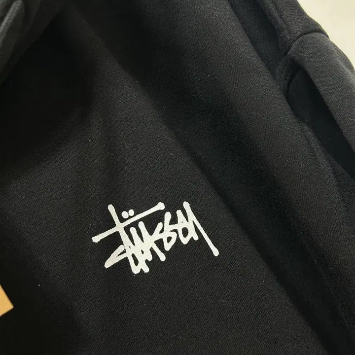 [SOLD OUT] 스투시 검정색 후드집업 새상품 XL