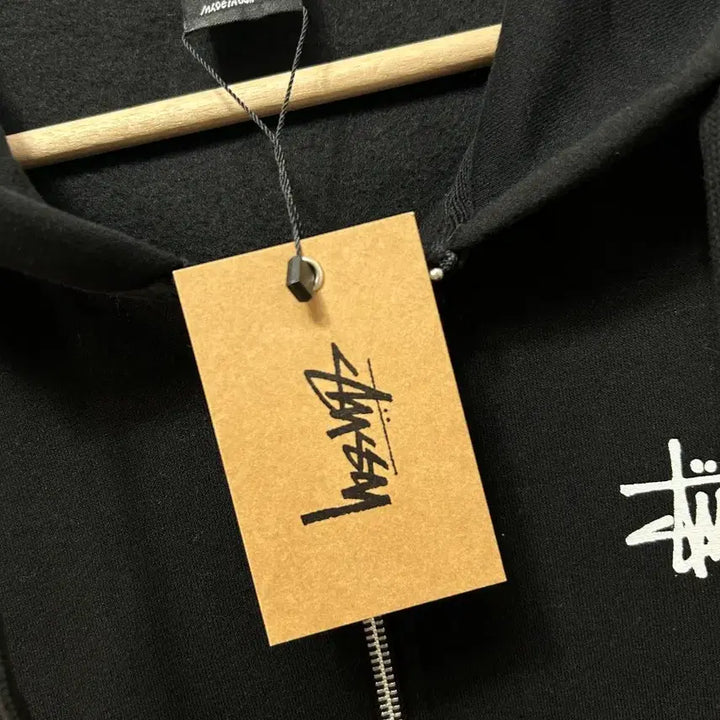 [SOLD OUT] 스투시 검정색 후드집업 새상품 XL