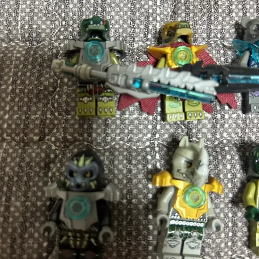 [BUNJANG] LEGO Chima Figure Bundle Set / 레고 키마 피듀어 8종(무기포함+사진3장)