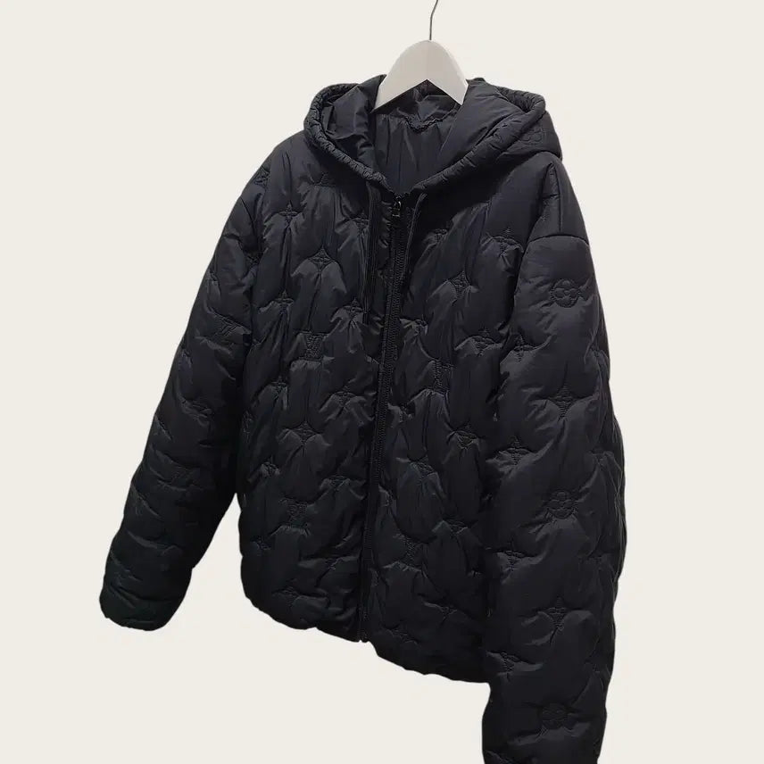 [BUNJANG] Louis Vuitton Monogram Padded Hooded Blouson (Black, 52) / [52] 루이비통 블랙 모노그램 패디드 후디드 블루종