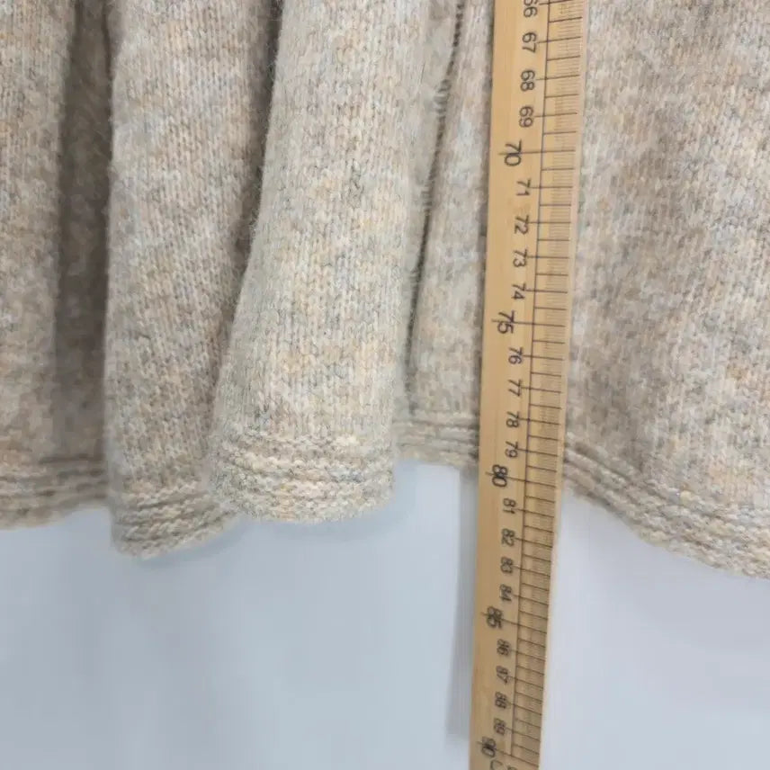 [BUNJANG] NittyTude Cable Knit Long Skirt Beige / 꽈배기 니트 롱 스커트 베이지 B50030