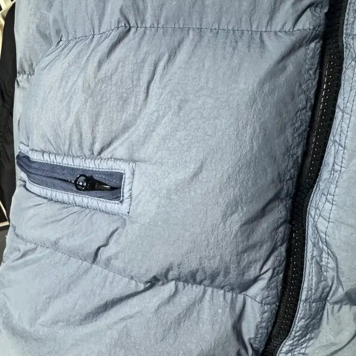 [BUNJANG] Stone Island Cling Wrap Down Jacket - M / 22fw스톤아일랜드 클링클랩스 패딩m