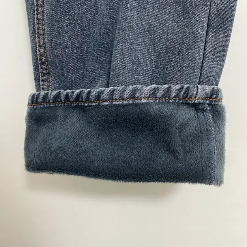 [BUNJANG] Fleece-lined Denim Jeans / 융털청바지