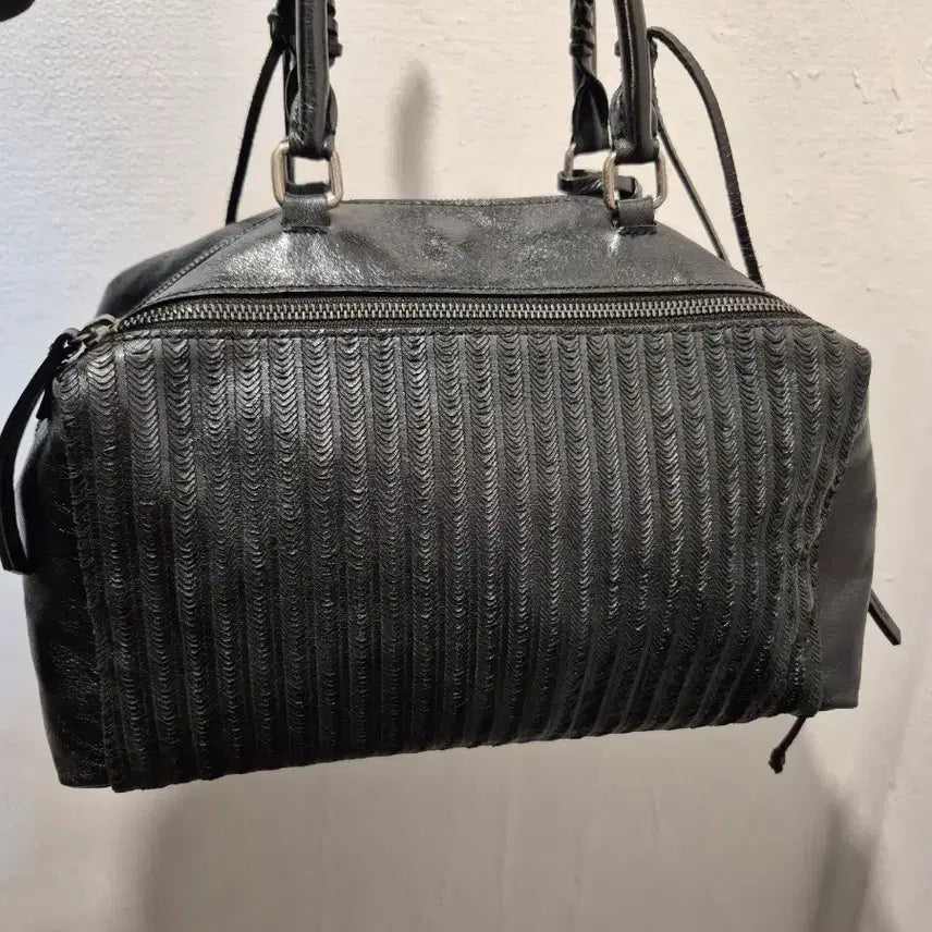 [BUNJANG] LOUGE &amp; LOUNGE Black Leather Tote Bag / 루즈앤라운지  블랙 레더 토트백