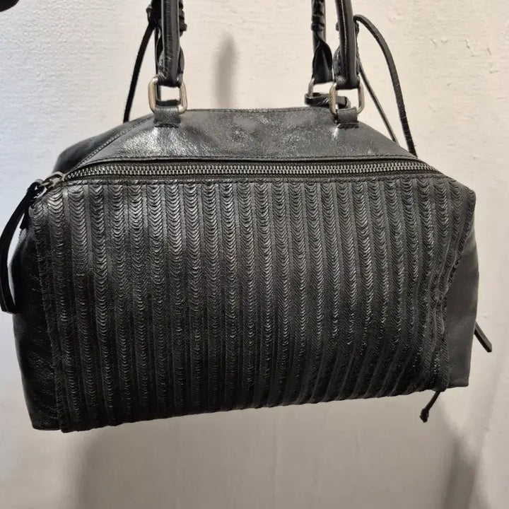 [BUNJANG] LOUGE &amp; LOUNGE Black Leather Tote Bag / 루즈앤라운지  블랙 레더 토트백