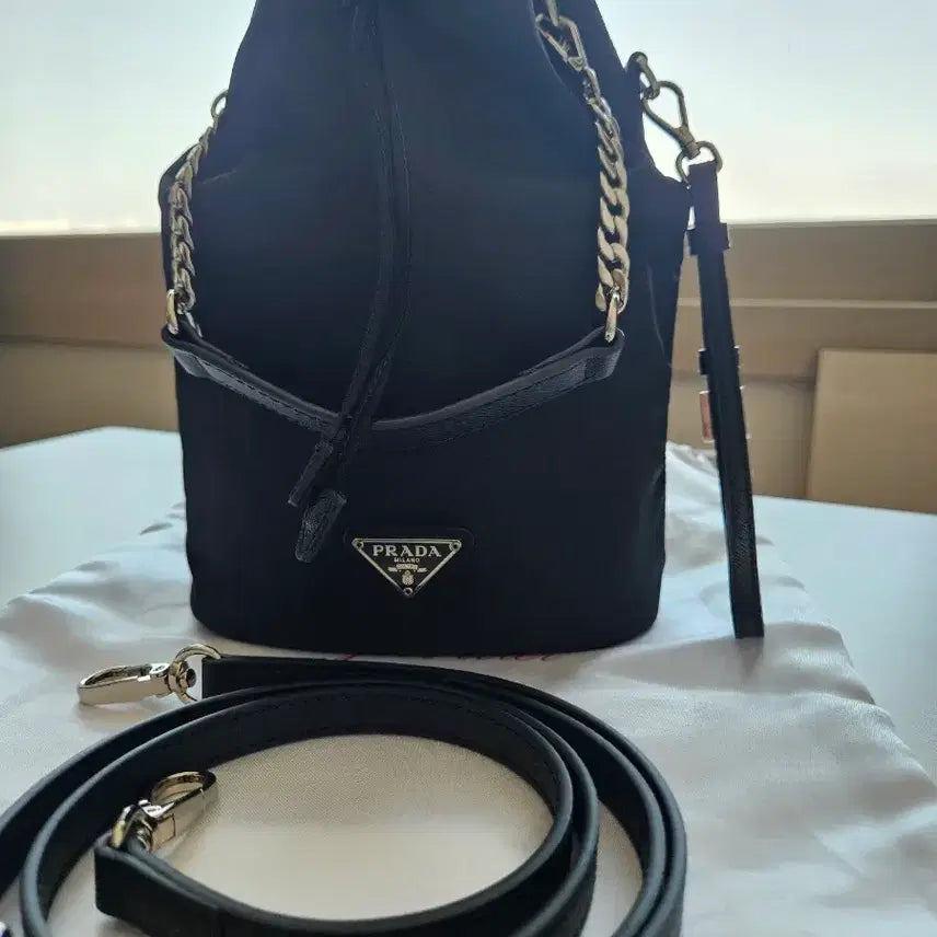 [BUNJANG] Prada Drawstring Bucket Bag / 프라다 드로우스트링 버킷백