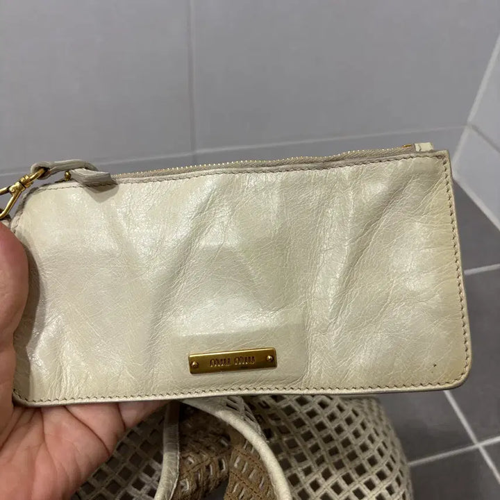 [BUNJANG] Miu Miu Leather Punching Bag / 정품) 미우미우 가방