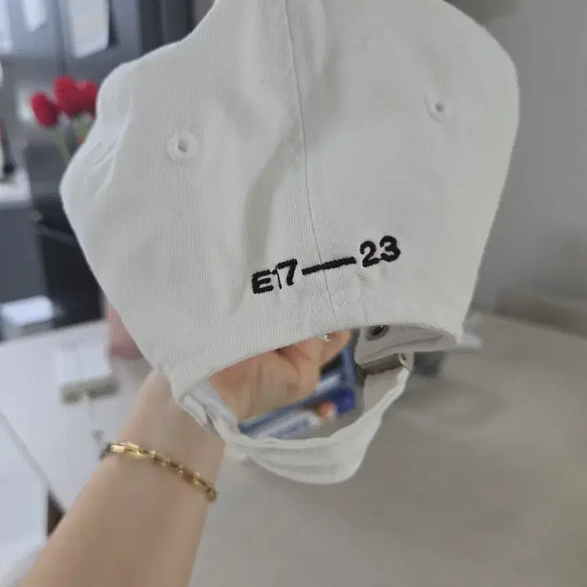 [BUNJANG] Emis Hat White / 이미스 모자 화이트