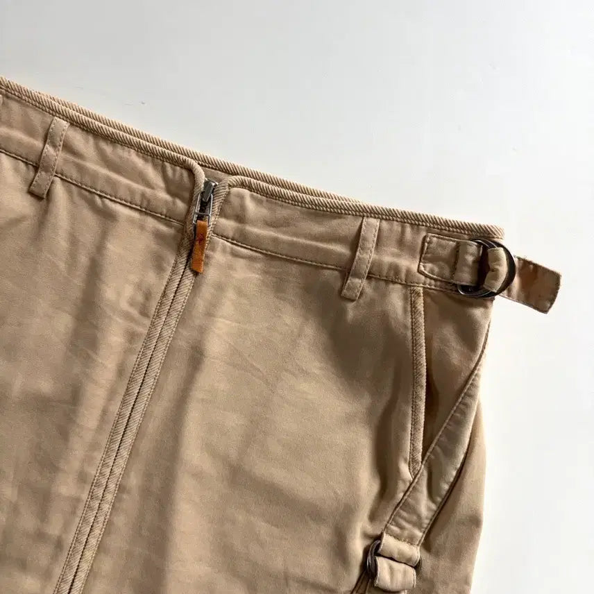 [BUNJANG] Burberry Blue Label Beige Mini Skirt / Burberry 버버리 블루라벨 베이지 컬러 지퍼 미니 스커트