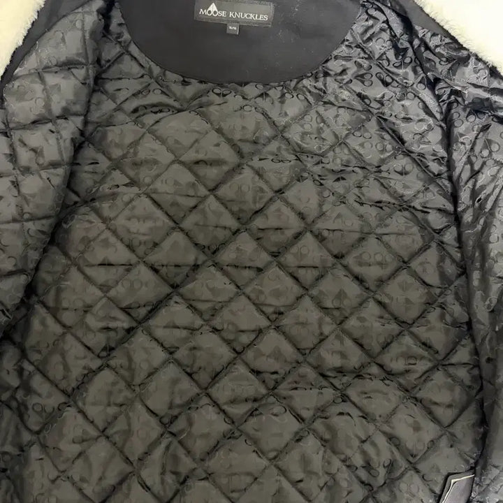 [BUNJANG] Moose Knuckles Bunny Sweater / 무스너클 버니스웨터