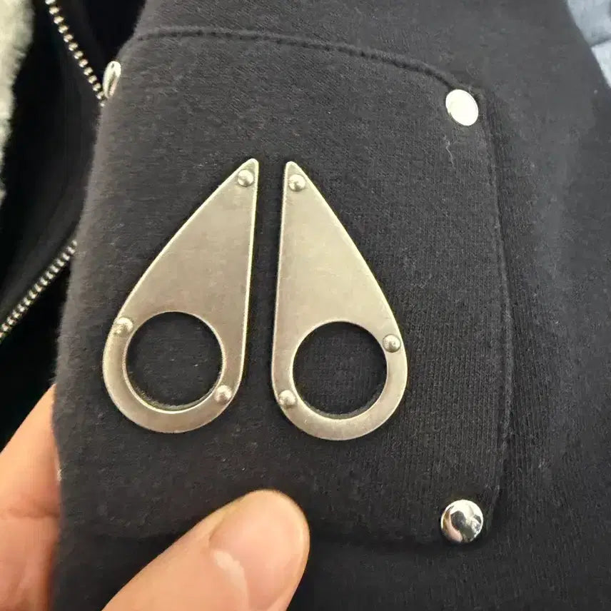 [BUNJANG] Moose Knuckles Bunny Sweater / 무스너클 버니스웨터