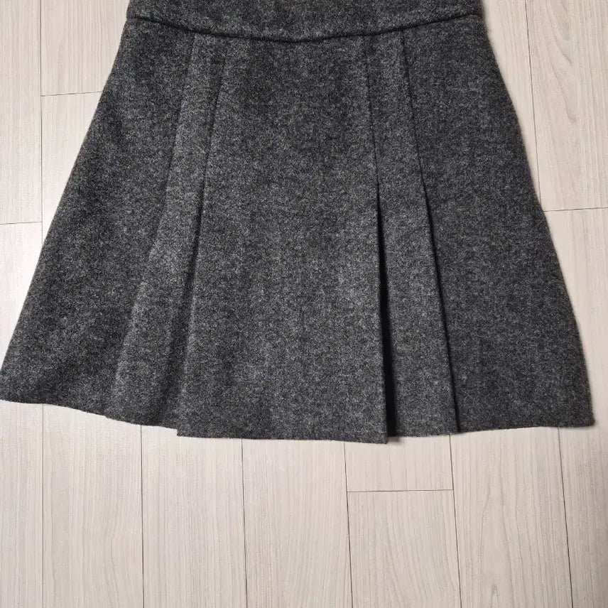 [BUNJANG] Charcoal Gray Wool Blend Pleated Mini Skirt / [S] 차콜 그레이 울 혼방 플리츠 미니스커트