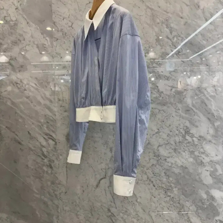 [BUNJANG] JS New York Style Striped Colorblock V-Neck Short Blouse / js뉴욕스타일신상(당일발송)스트라이프 트임 배색 브이 숏블라우스