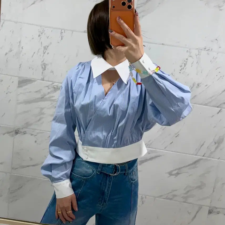 [BUNJANG] JS New York Style Striped Colorblock V-Neck Short Blouse / js뉴욕스타일신상(당일발송)스트라이프 트임 배색 브이 숏블라우스