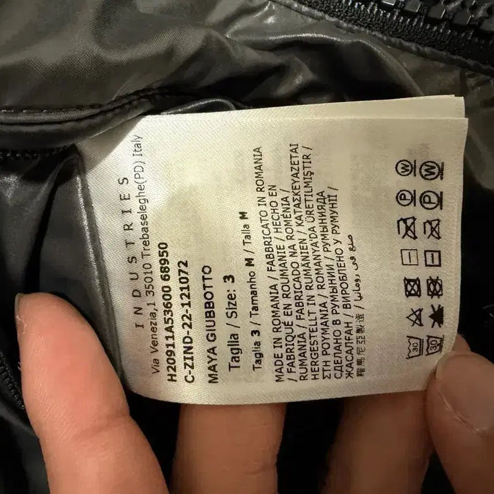 [BUNJANG] Moncler Maya 3 Size / (22fw) 몽클레어 마야 3사이즈