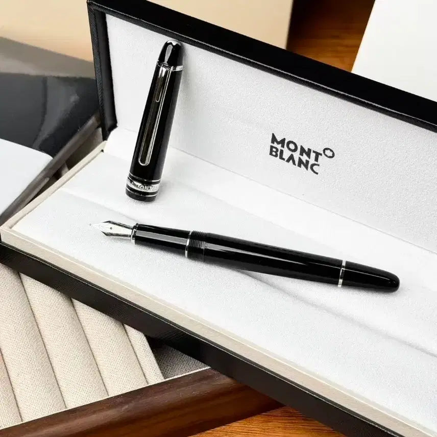 [BUNJANG] Montblanc Fountain Pen / 몽블랑신제품 만년필 사인펜