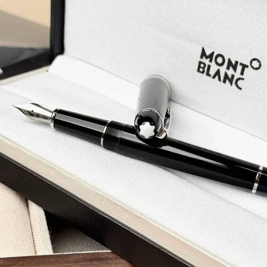 [BUNJANG] Montblanc Fountain Pen / 몽블랑신제품 만년필 사인펜