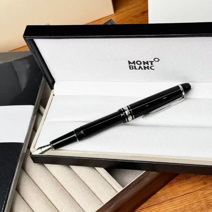 [BUNJANG] Montblanc Fountain Pen / 몽블랑신제품 만년필 사인펜