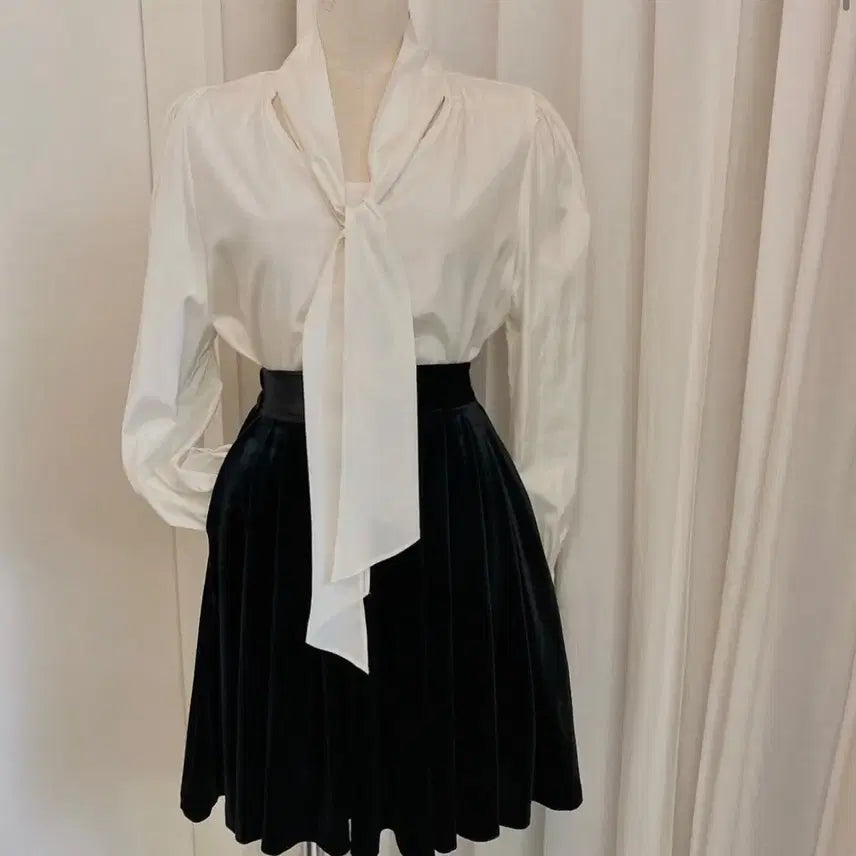 [BUNJANG] From Beginning Ribbon Tie Blouse Ivory / 새상품 프롬비기닝 리본 타이 블라우스 아이보리