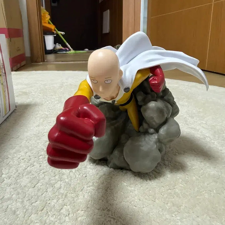 [BUNJANG] One-Punch Man Saitama Figure (Opened) / 원펀맨 사이타마 피규어 개봉양품 판매