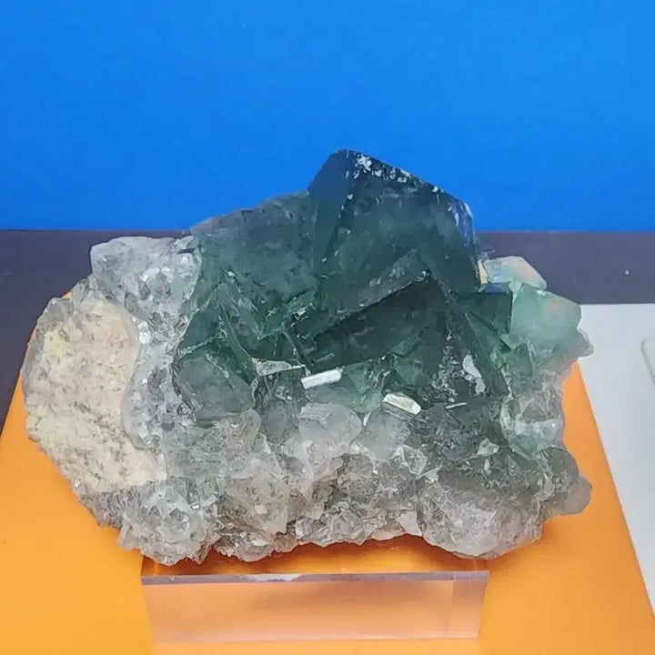 [BUNJANG] Natural Green Fluorite Cluster with Stand / 천연크리스탈 녹색형석 클러스터 원석+받침대