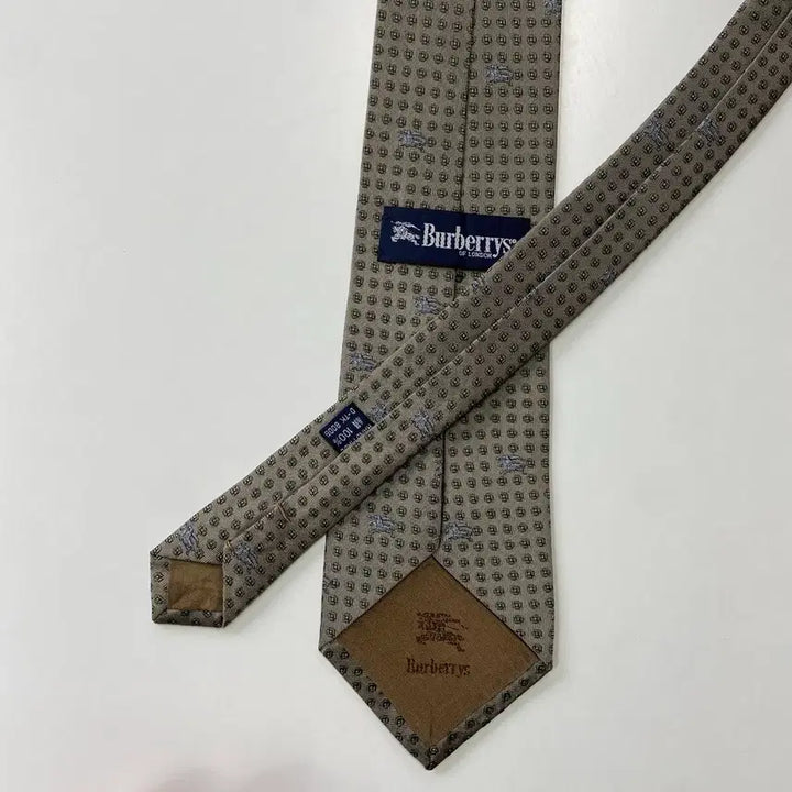 [BUNJANG] Burberry Monogram Silk Necktie / 버버리 (Burberry) 모노그램 정품 명품넥타이 8.2cm